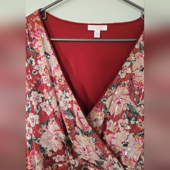 Lauren Conrad Sparkly Floral Top Size XL - Picture 5 of 10